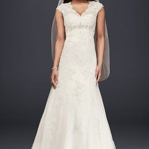 David's Bridal Cap Sleeve Lace Over Satin Wedding Dress Ivory T3299 NWOT